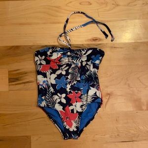Girls Roxy bathing suit size 5